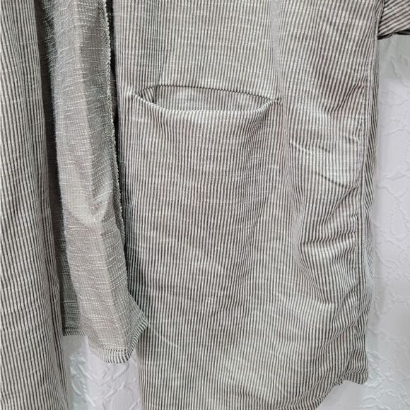 DONNIāPinstripeāšoversizedācardigan - Picture 9 of 16